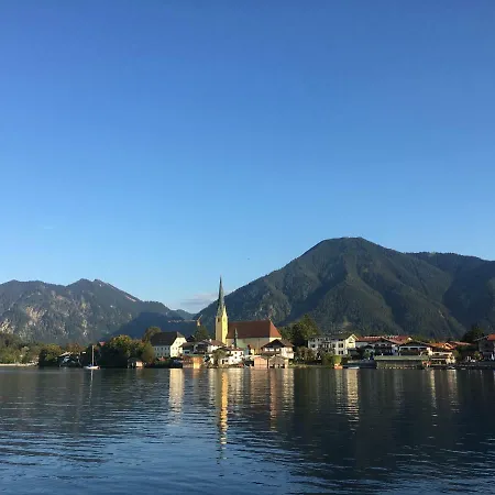 Traumhaftes Direkt Am Tegernsee Holiday home Rottach-Egern
